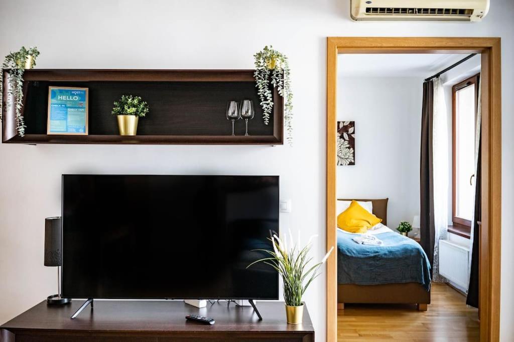 Free Parking! Soho Budapest 304, 4 Ppl, Ac, Fast Wifi, Smart Tv Buitenkant foto